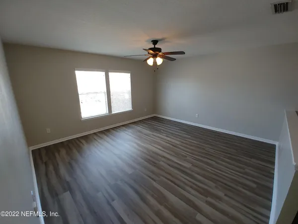 a bathroom with a toilet