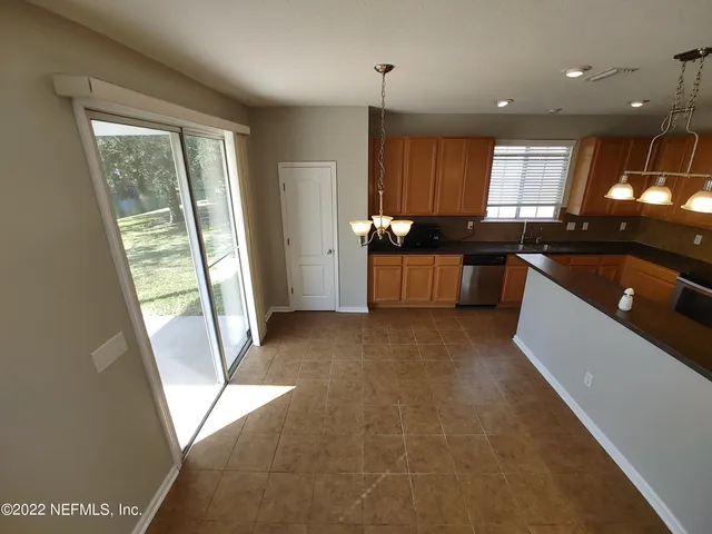 $2,395 | 210 Crown Wheel Circle, St. Johns, FL 32259