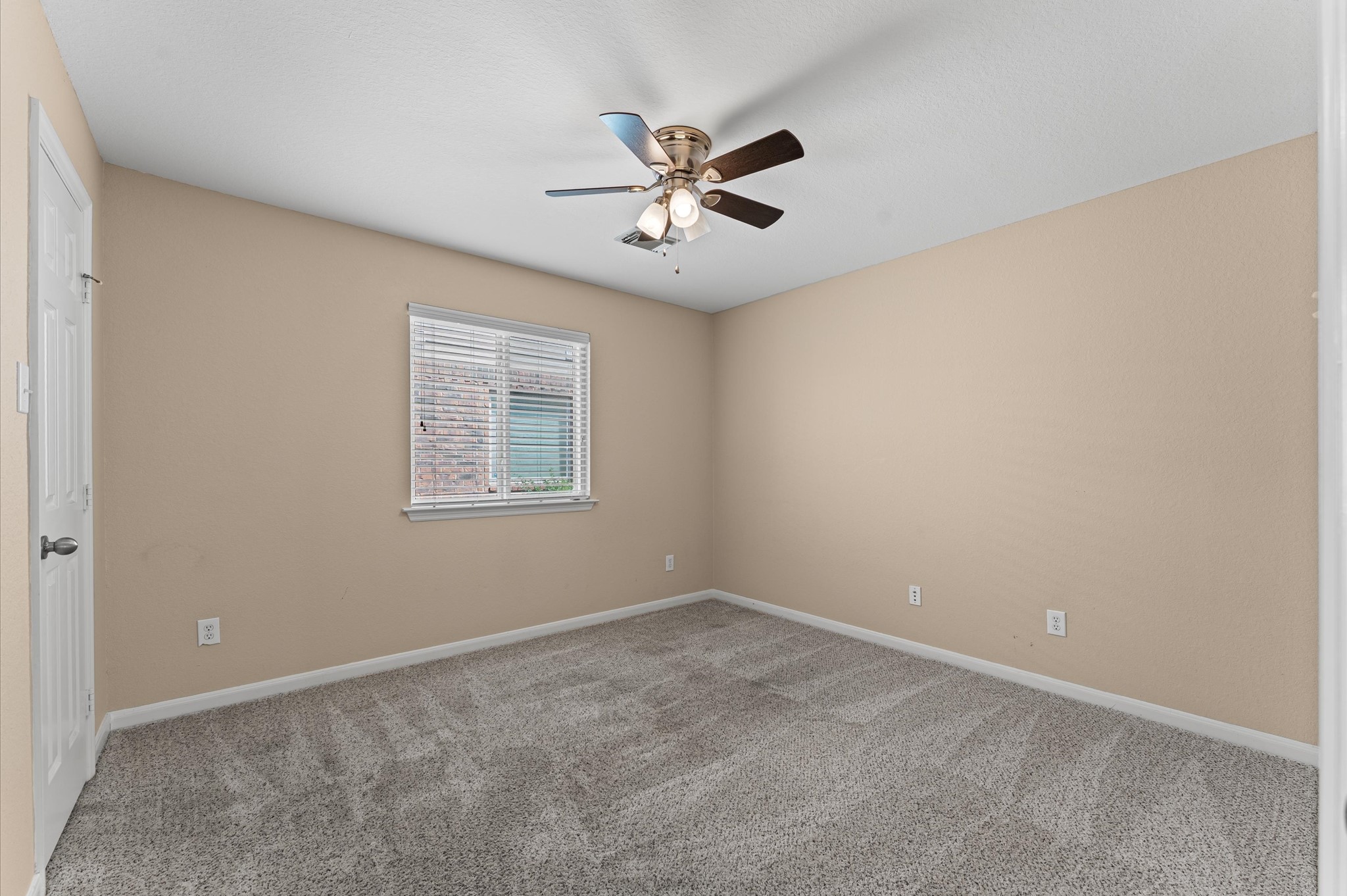 3010 Pathfinders Pass Spring, TX 77373 - Photo 14 of 26 a view of an empty room with a window