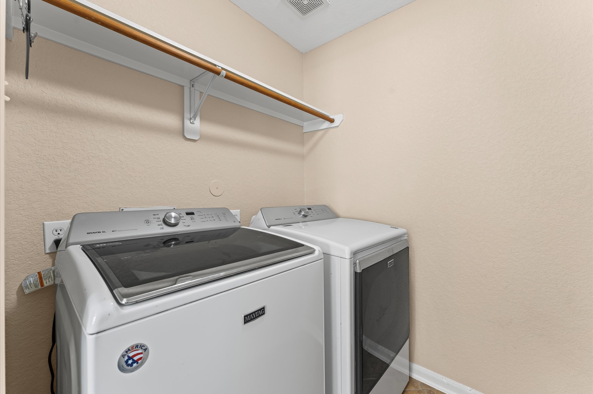 3010 Pathfinders Pass Spring, TX 77373 - Photo 23 of 26 a utility room with dryer and washer
