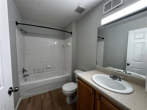 $2,100 | 9141 Lee Vista Boulevard, Unit 307, Orlando, FL 32829
