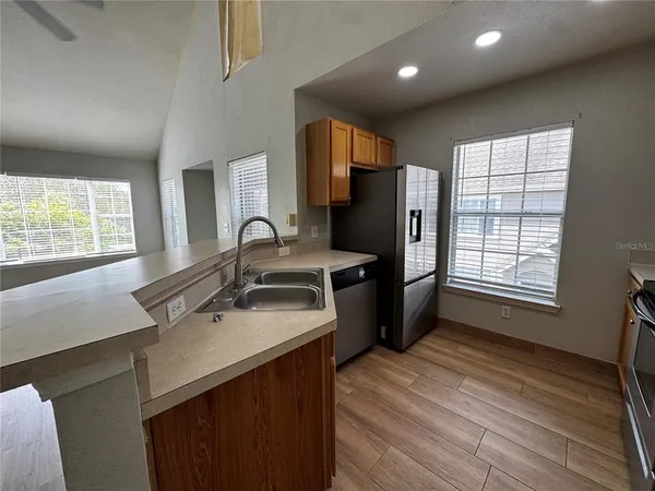 $2,100 | 9141 Lee Vista Boulevard, Unit 307, Orlando, FL 32829