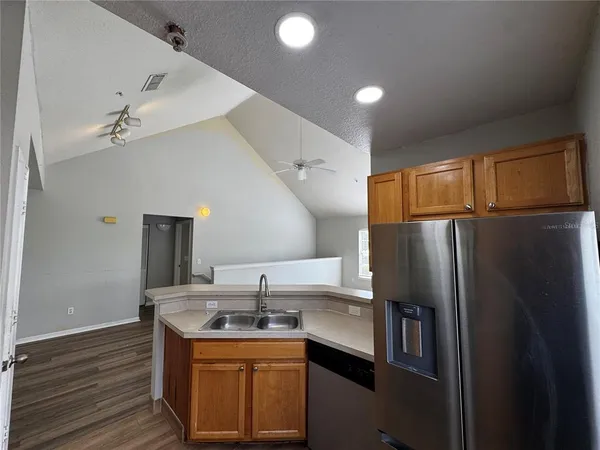 $2,100 | 9141 Lee Vista Boulevard, Unit 307, Orlando, FL 32829