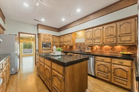 $775,000 | 29710 Running Deer Lane, Tomball, TX 77375