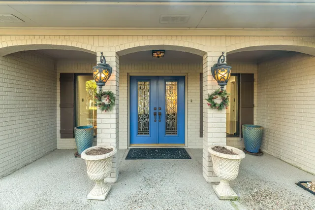 $549,000 | 20 Amherst Court, Conroe, TX 77304