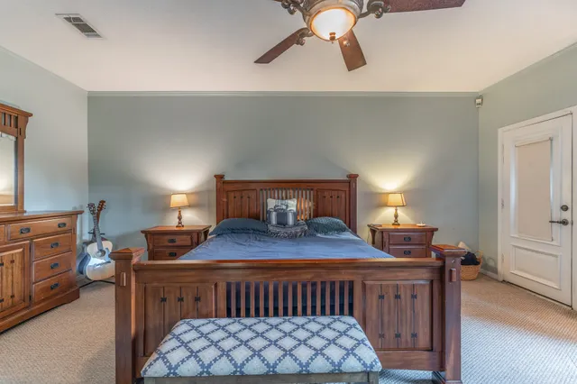 $549,000 | 20 Amherst Court, Conroe, TX 77304