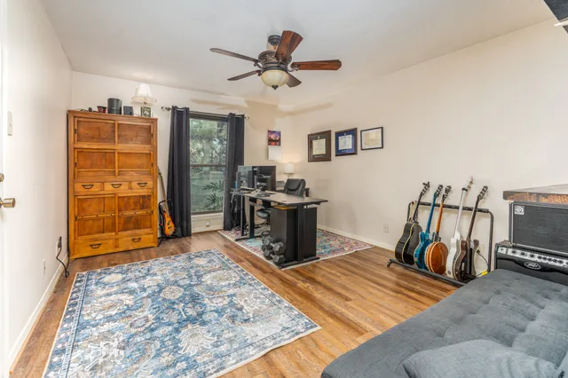 $549,000 | 20 Amherst Court, Conroe, TX 77304