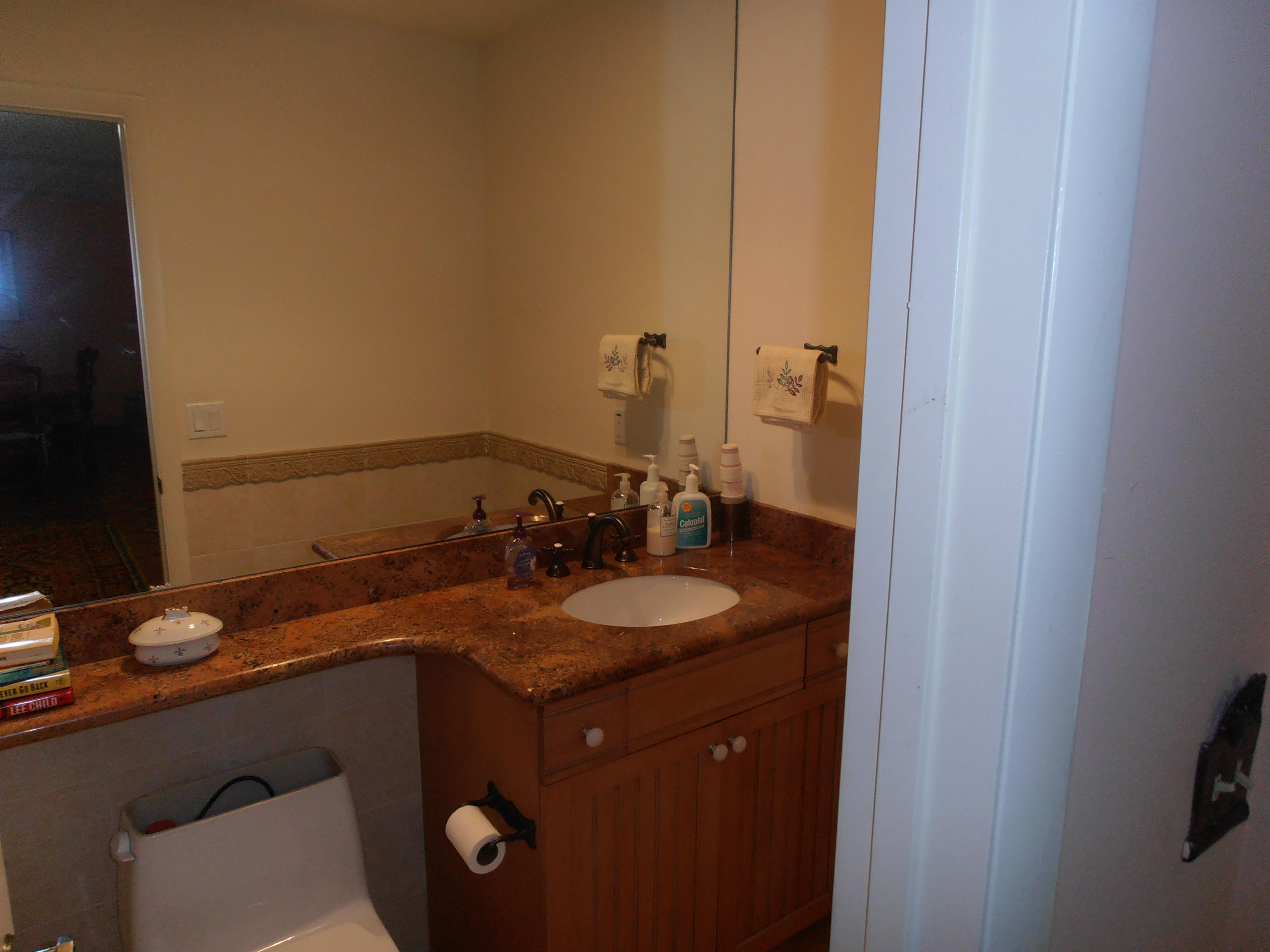 431 East Royal Palm Road Boca Raton, FL 33432 - Photo 16 of 71 half bathroom