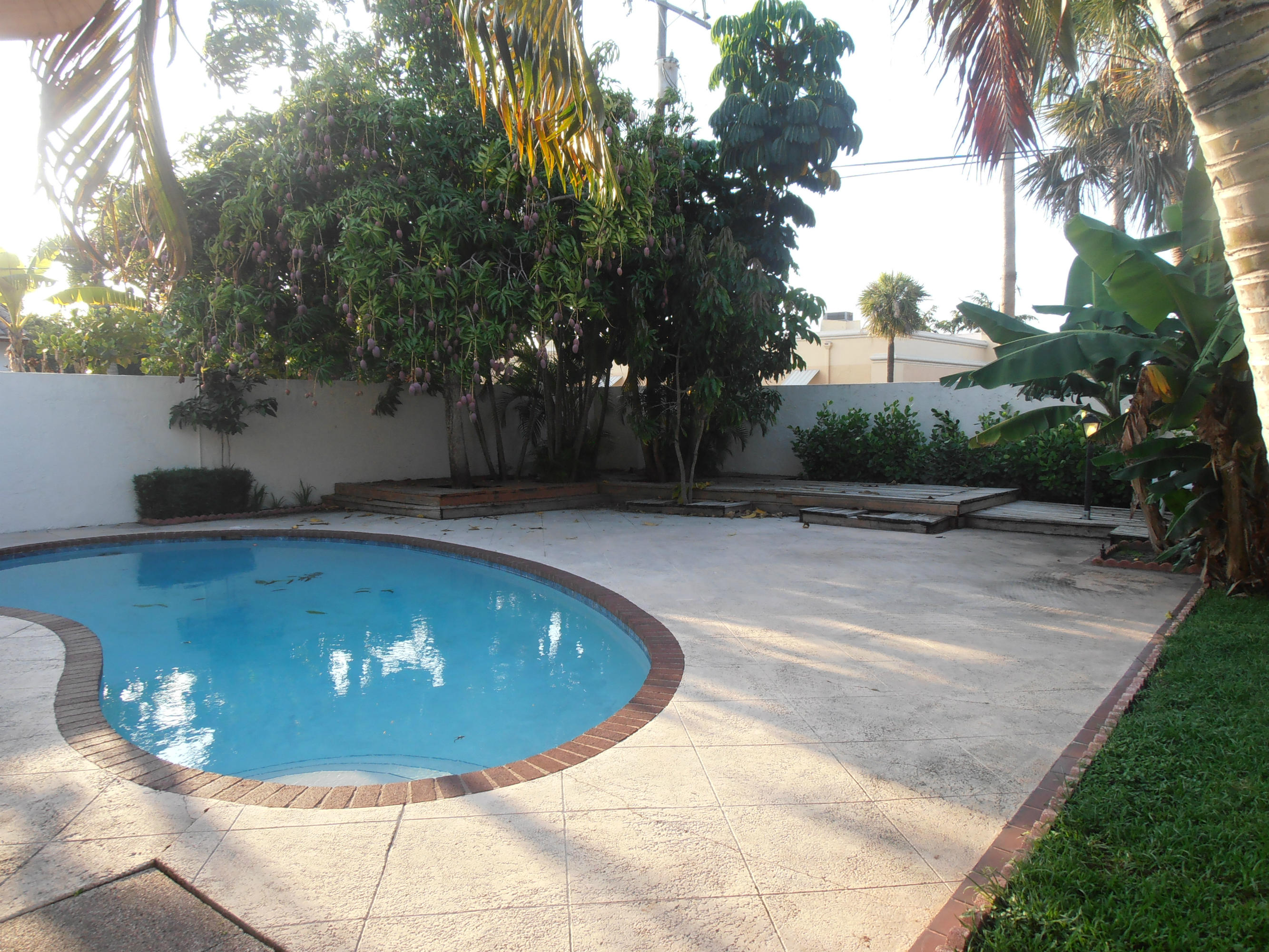 431 East Royal Palm Road Boca Raton, FL 33432 - Photo 65 of 71 pool area
