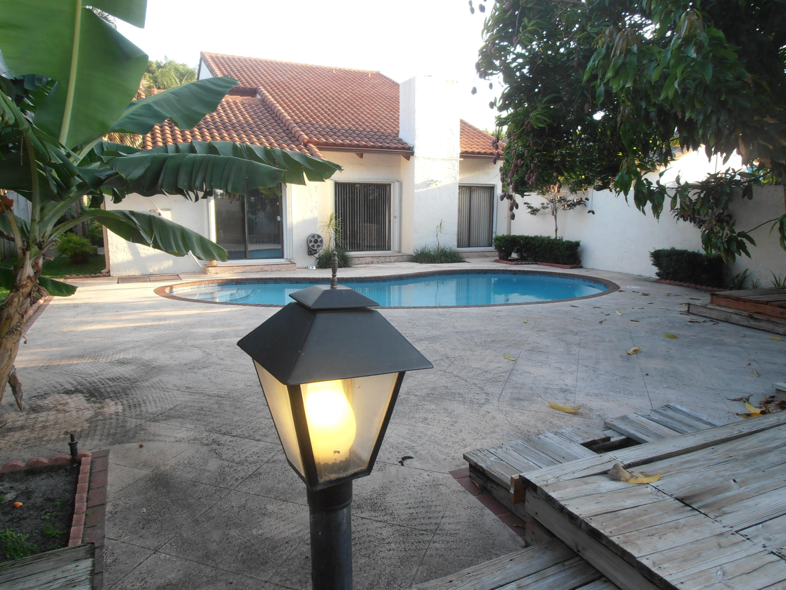 431 East Royal Palm Road Boca Raton, FL 33432 - Photo 69 of 71 back yard