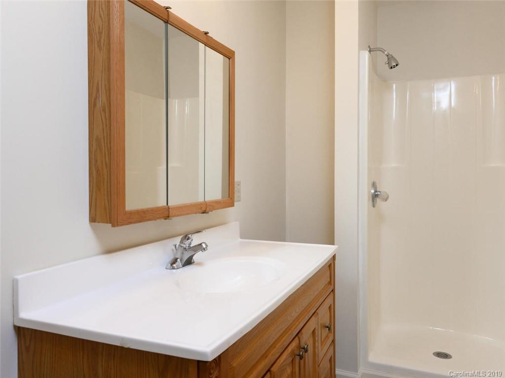 298 Roberts Hill Road Marshall, NC 28753 - Photo 24 of 37 Gallery Image 24