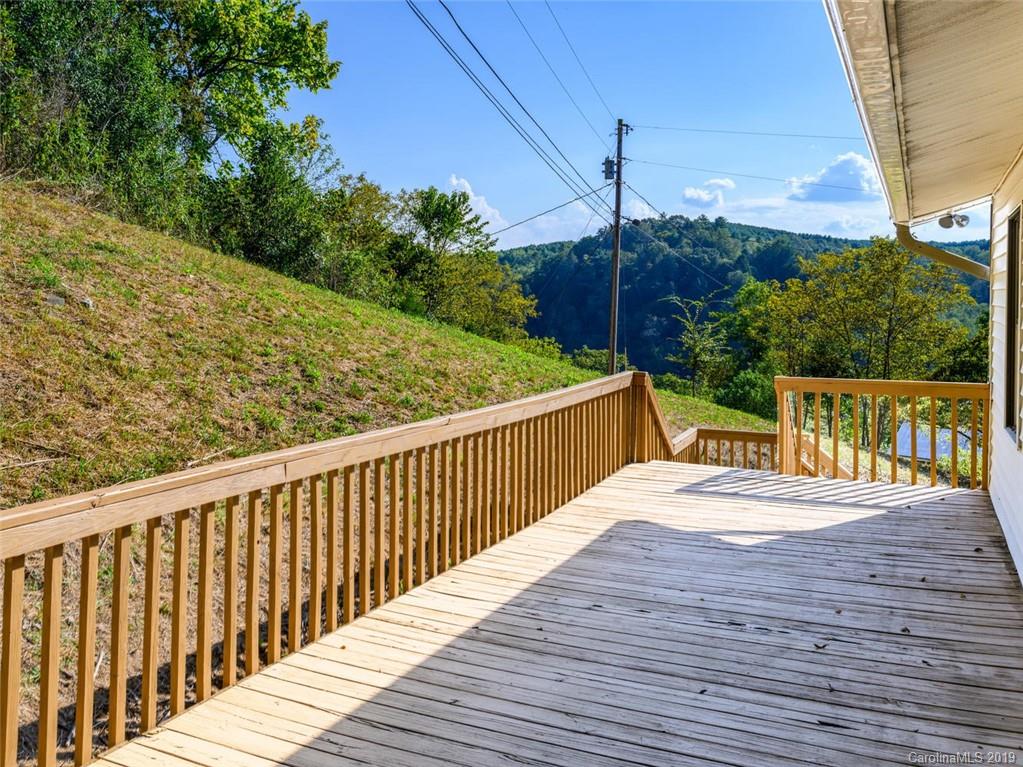 298 Roberts Hill Road Marshall, NC 28753 - Photo 30 of 37 Gallery Image 30