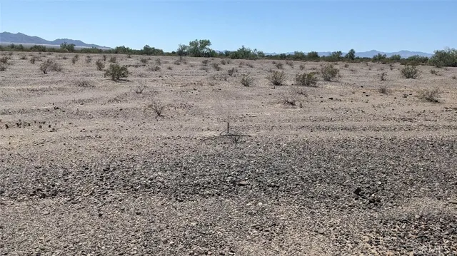 $4,000 | 0 2nd Apn: 0646-283-17-0000, Vidal, CA 92280