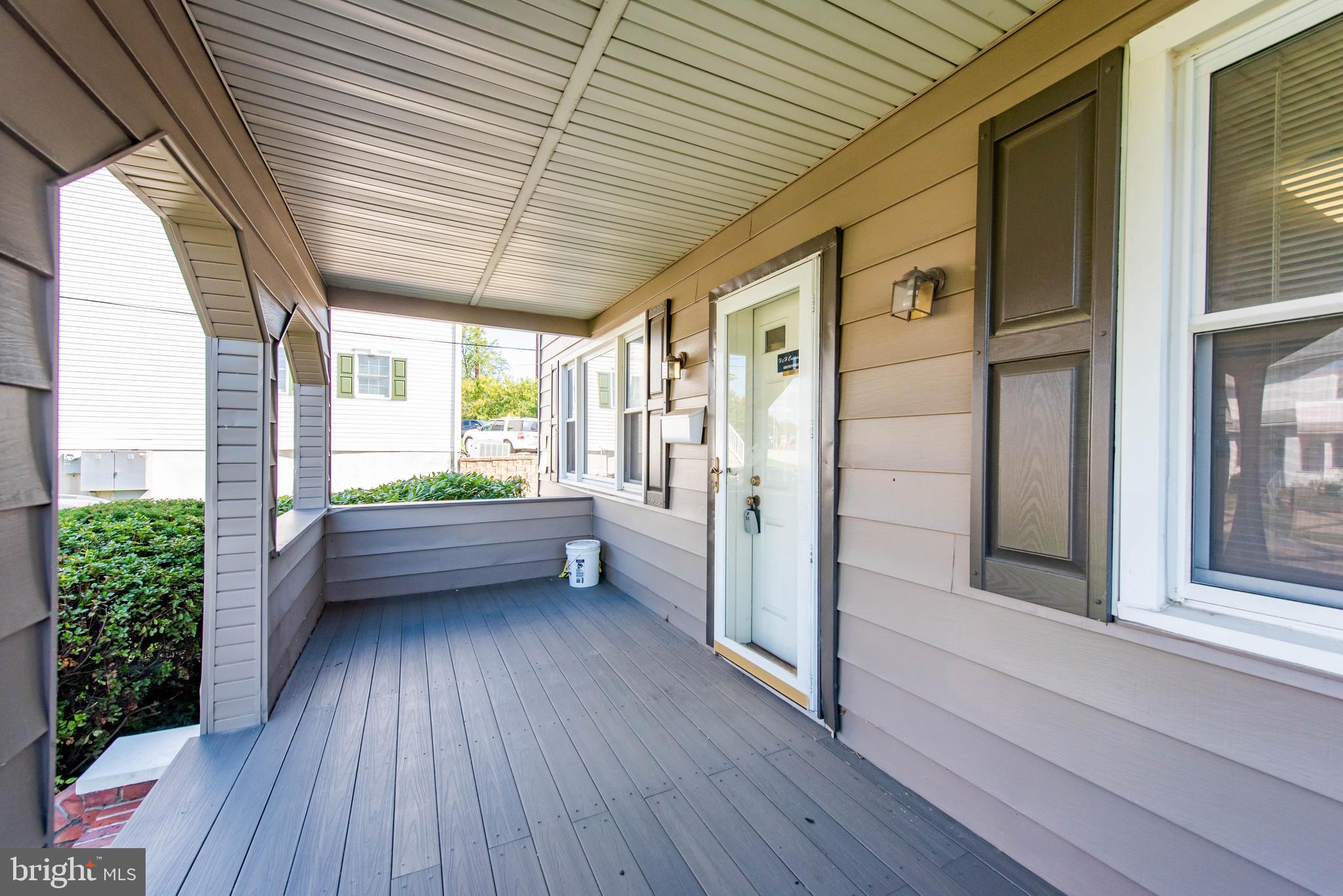 1421 Sulphur Spring Road Halethorpe, MD 21227 - Photo 2 of 26 Front Porch