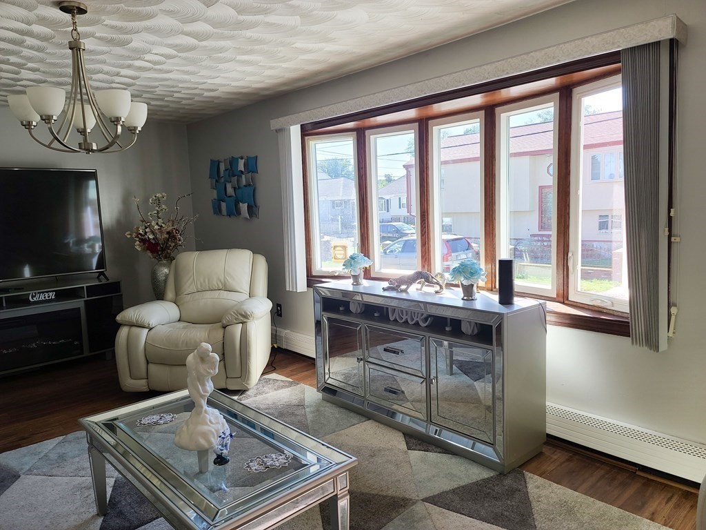 242 Smith Street Fall River, MA 02721 - Photo 6 of 37 Gallery Image 6