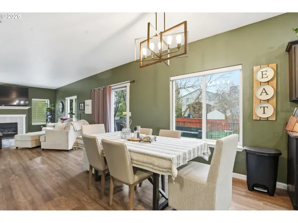 $625,000 | 16356 Southeast Anderegg Parkway, Damascus, OR 97089