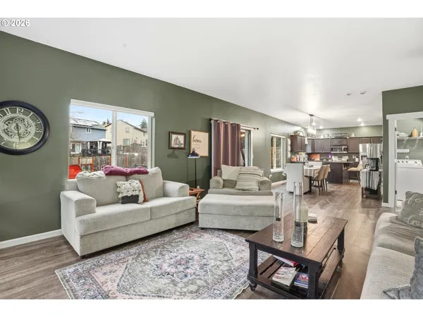 $625,000 | 16356 Southeast Anderegg Parkway, Damascus, OR 97089