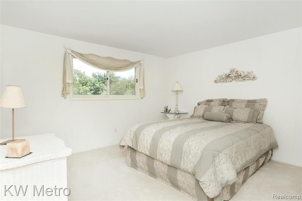 1659 North Kilburn Road Rochester Hills, MI 48306 - Photo 35 of 42