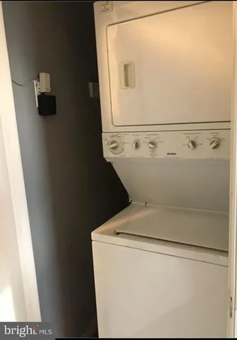a close up view of washer and dryer