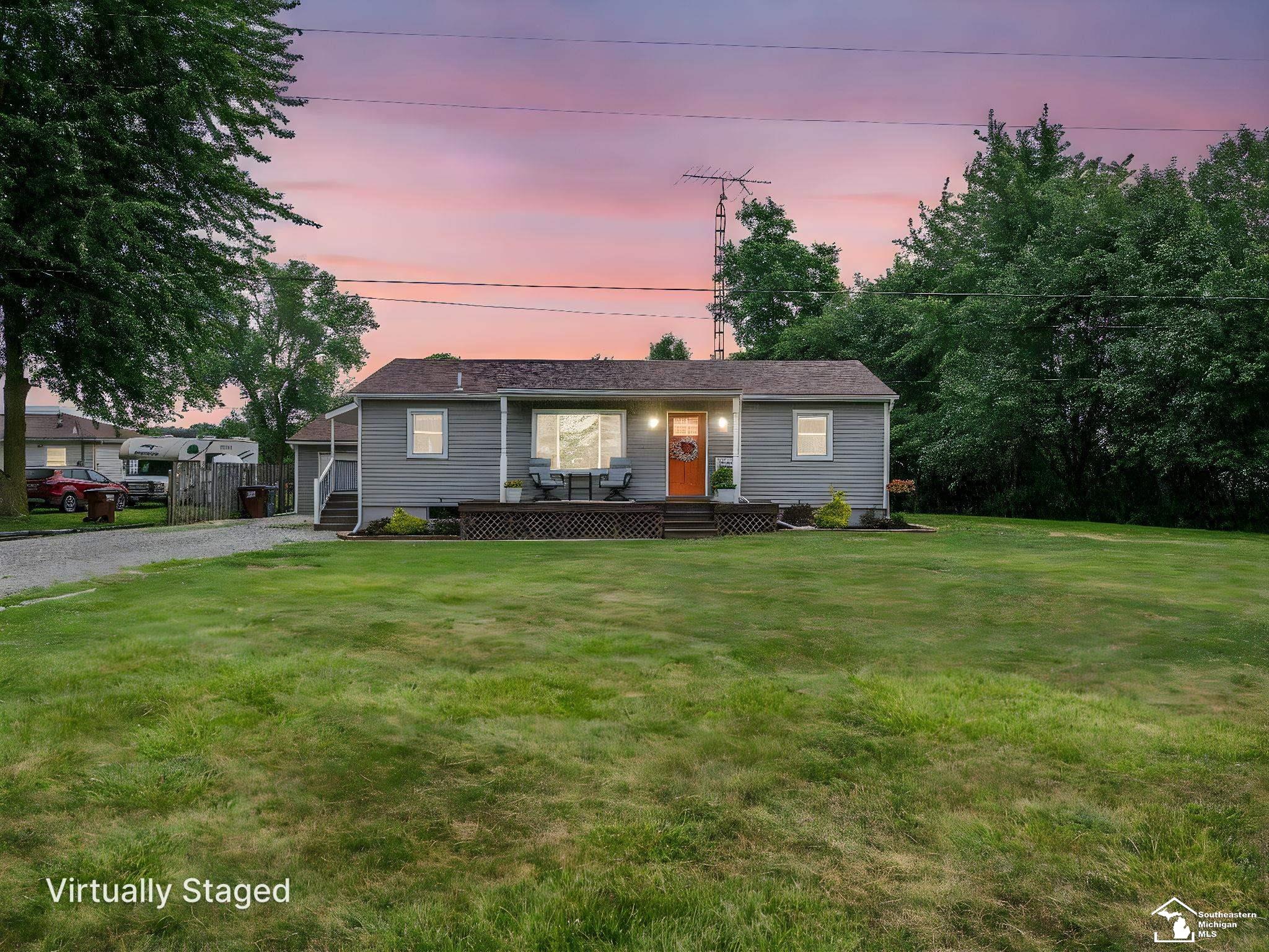 7325 Jackman Road Ida, MI 48140 - Photo 2 of 36