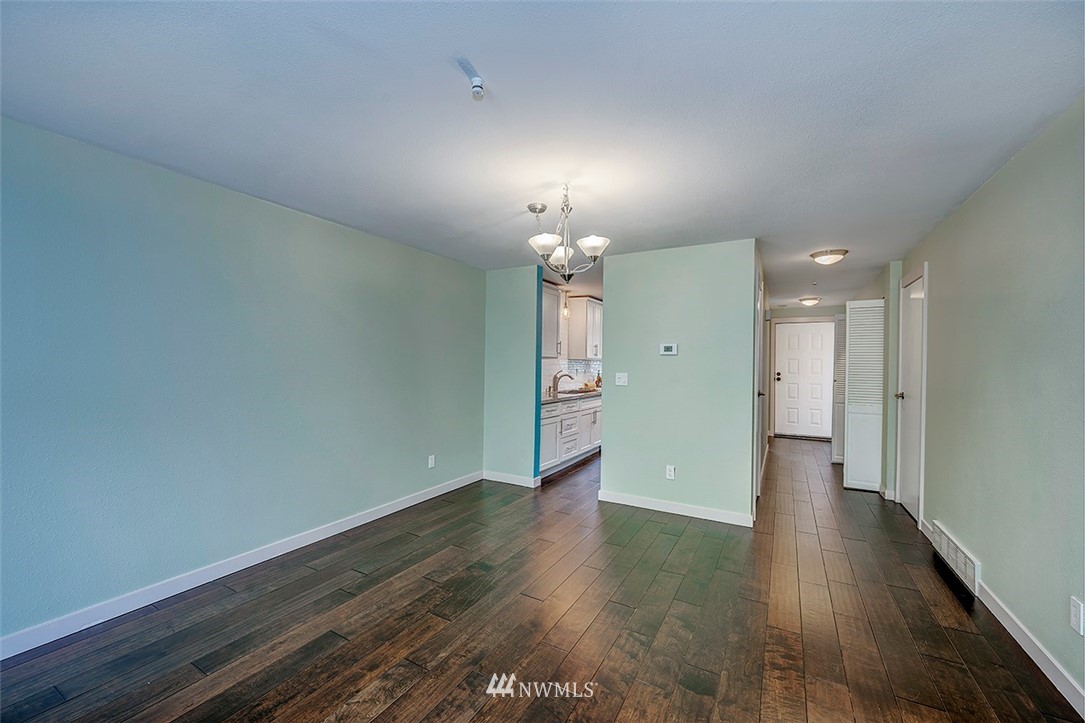 21519 4th Avenue West, Unit B22 Bothell, WA 98021 - Photo 8 of 22
