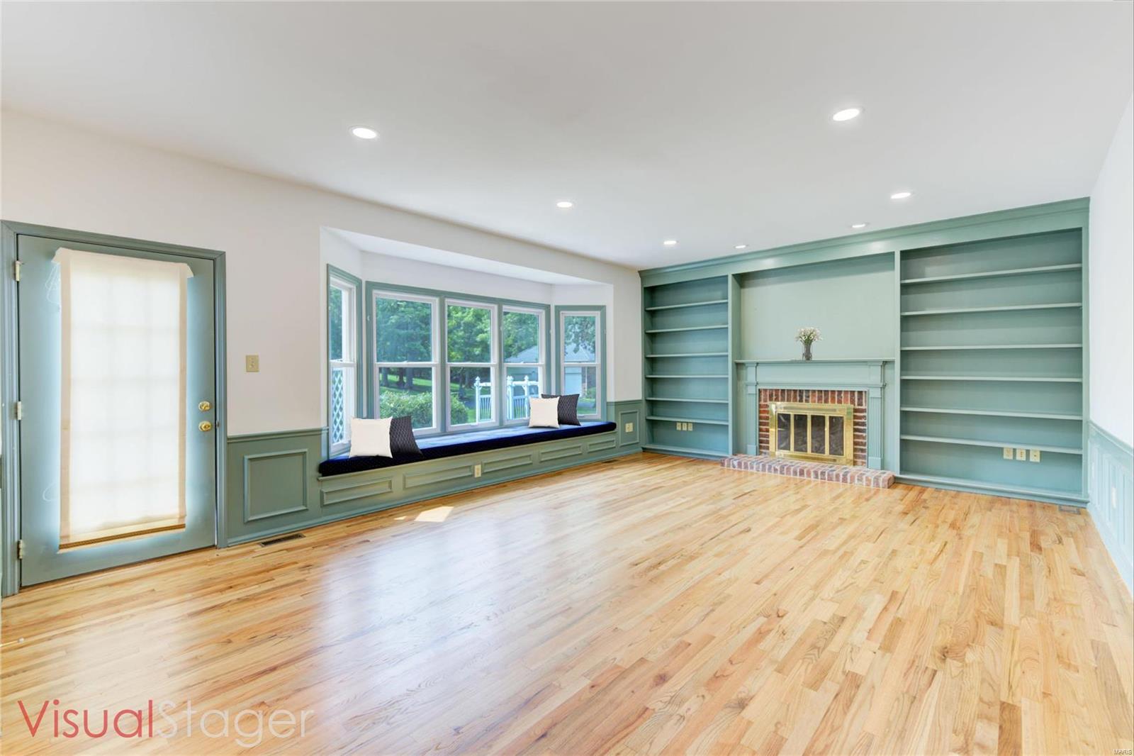 17136 Chaise Ridge Road Chesterfield, MO 63005 - Photo 13 of 25