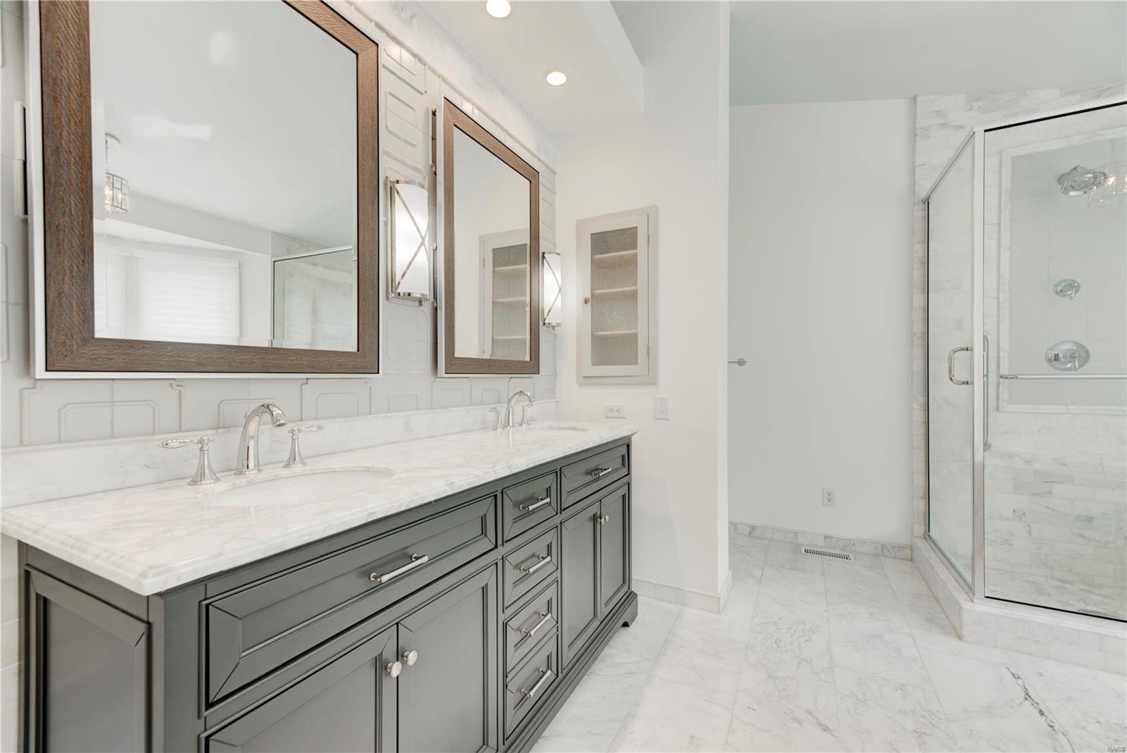 17136 Chaise Ridge Road Chesterfield, MO 63005 - Photo 16 of 25