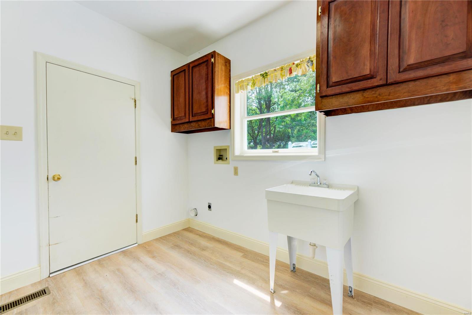 17136 Chaise Ridge Road Chesterfield, MO 63005 - Photo 20 of 25