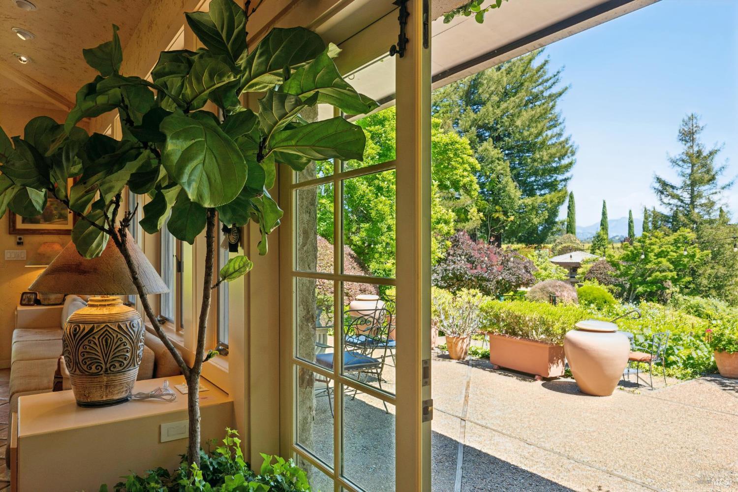 1633 Dry Creek Road Healdsburg, CA 95448 - Photo 34 of 64