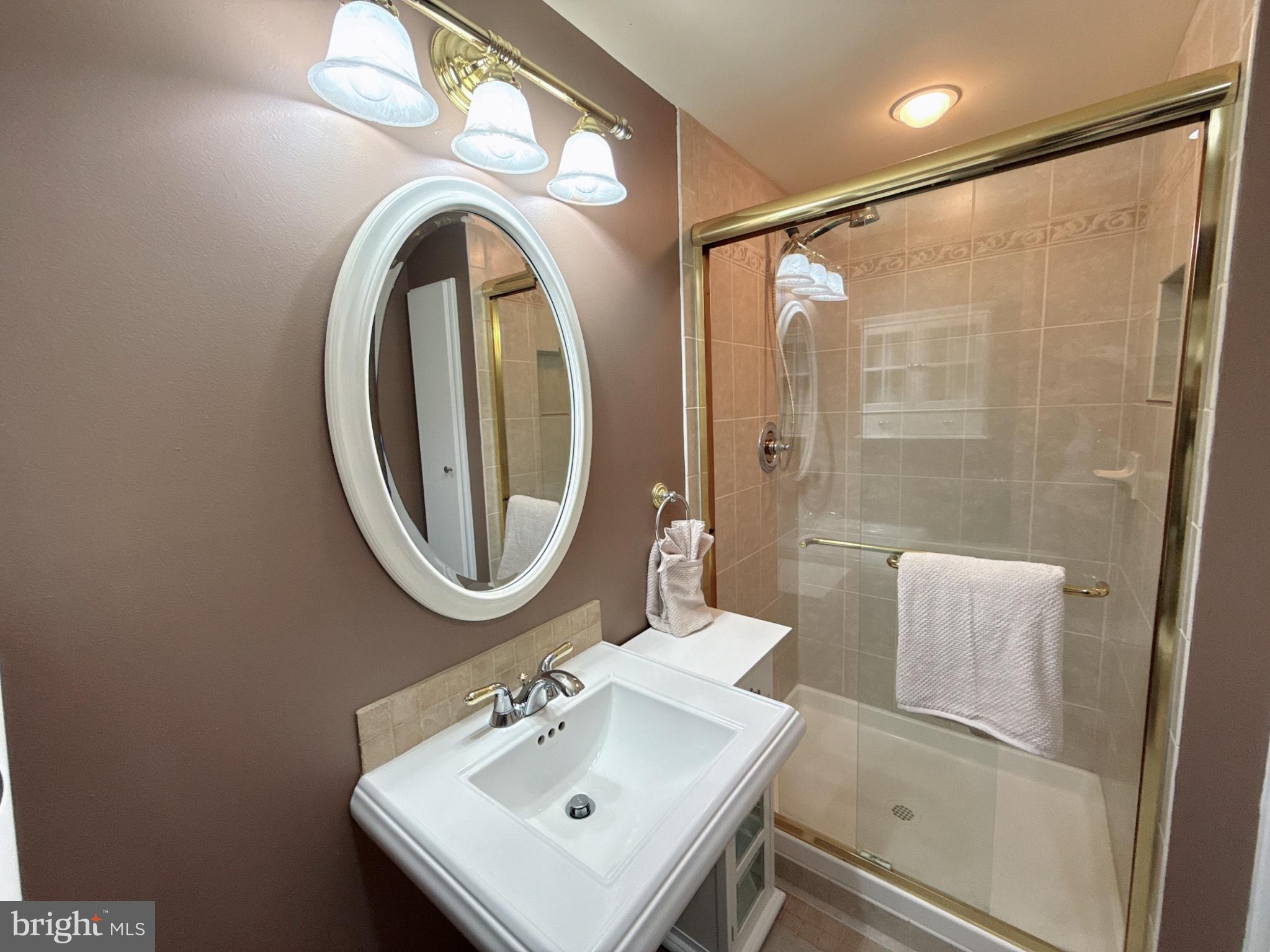 5731 Heming Avenue Springfield, VA 22151 - Photo 24 of 30 Gallery Image 24