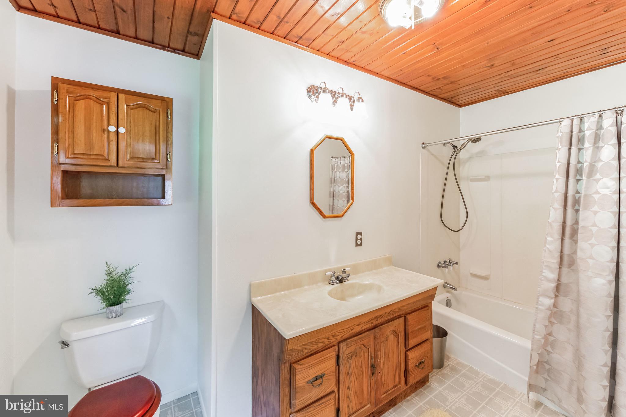 1223 Hall Road West Chester, PA 19380 - Photo 15 of 42