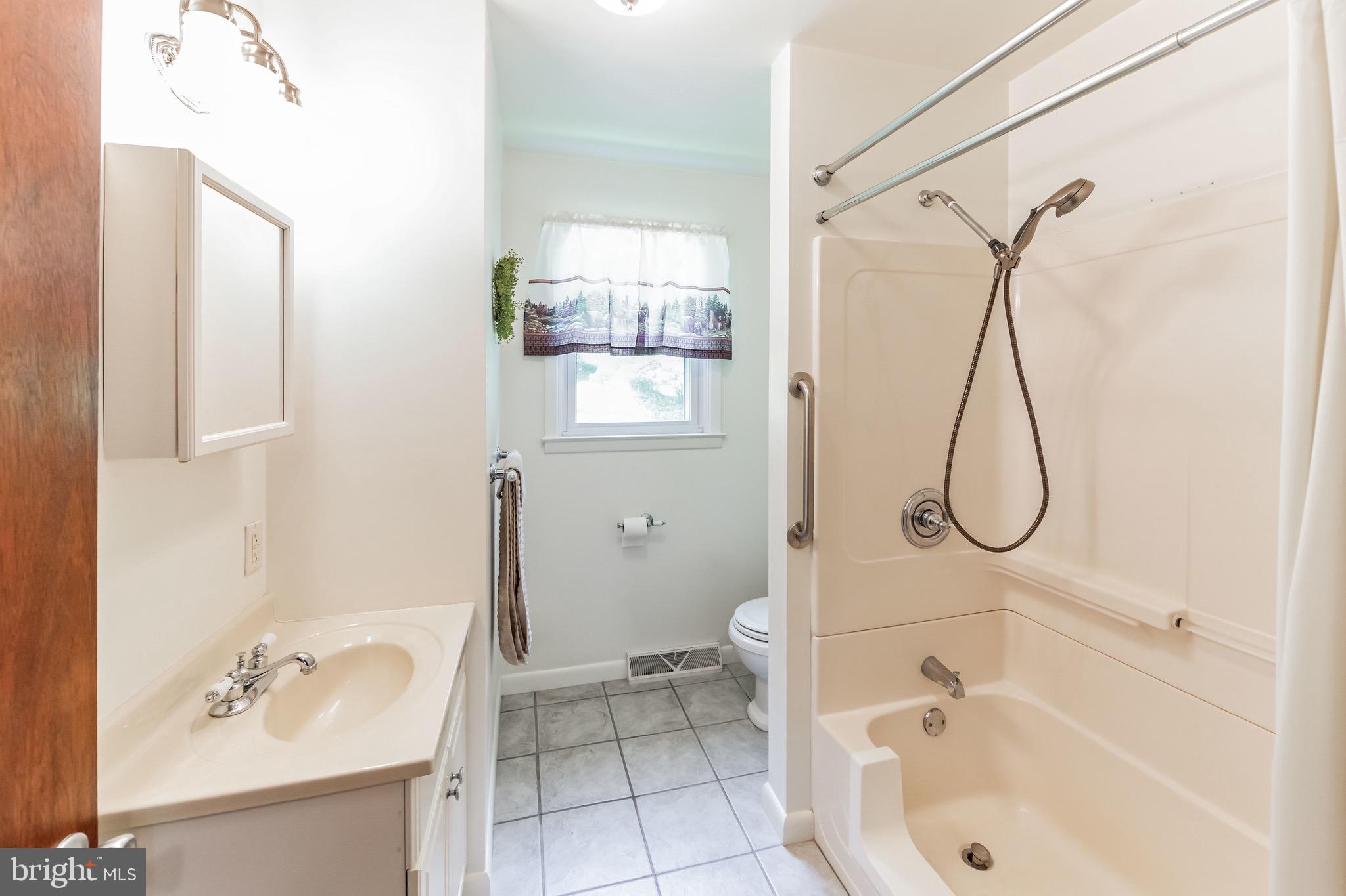 1223 Hall Road West Chester, PA 19380 - Photo 16 of 42