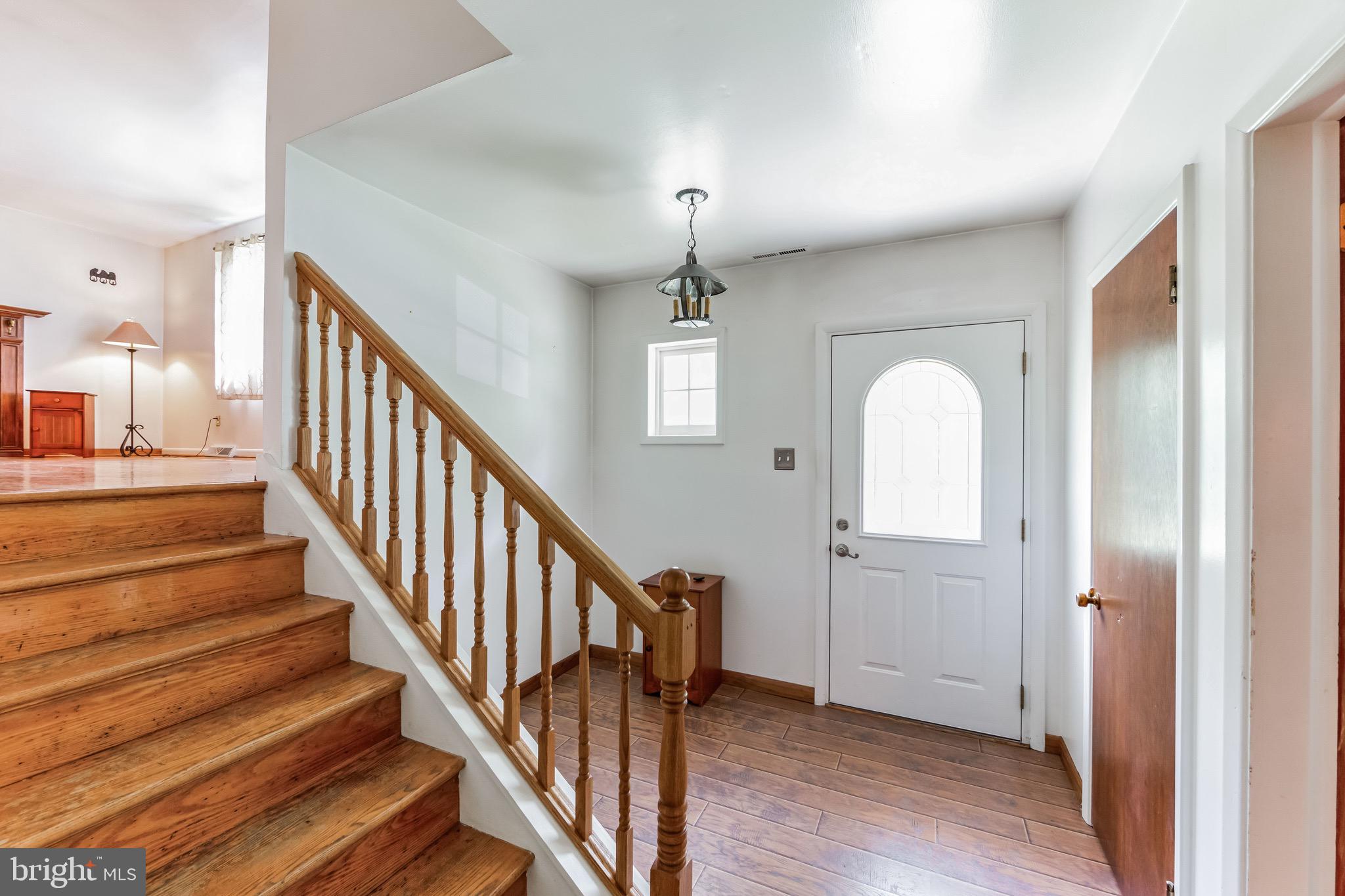 1223 Hall Road West Chester, PA 19380 - Photo 3 of 42 Entry hall