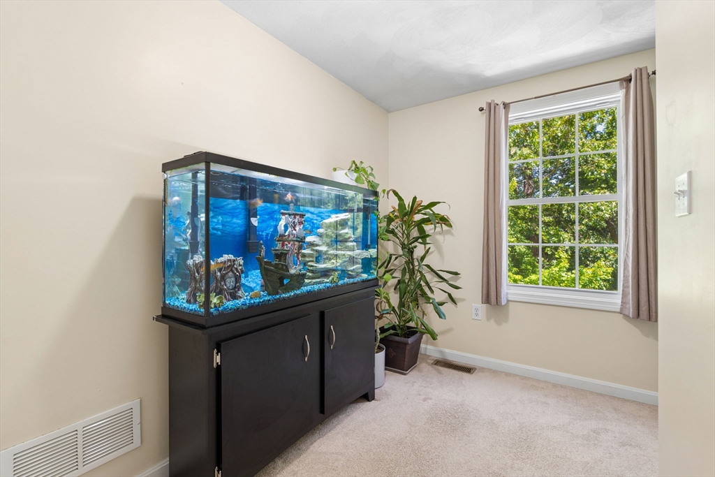 9 Perron Way Lowell, MA 01854 - Photo 21 of 42