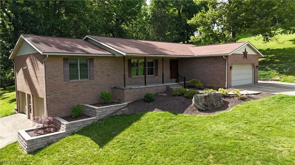 $425,000 | 44105 Township Road 55, Coshocton, OH 43812