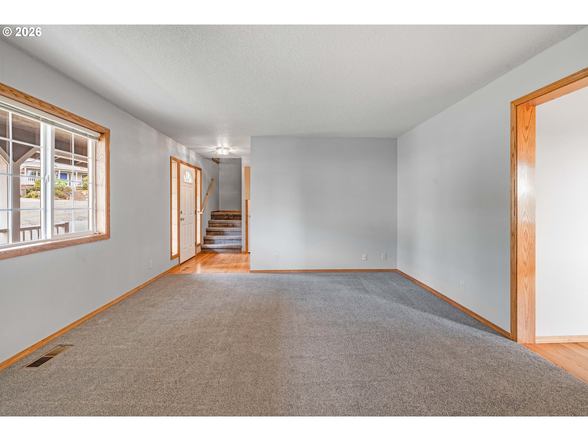 125 Southwest Spruce Street Dundee, OR 97115 - Photo 6 of 44