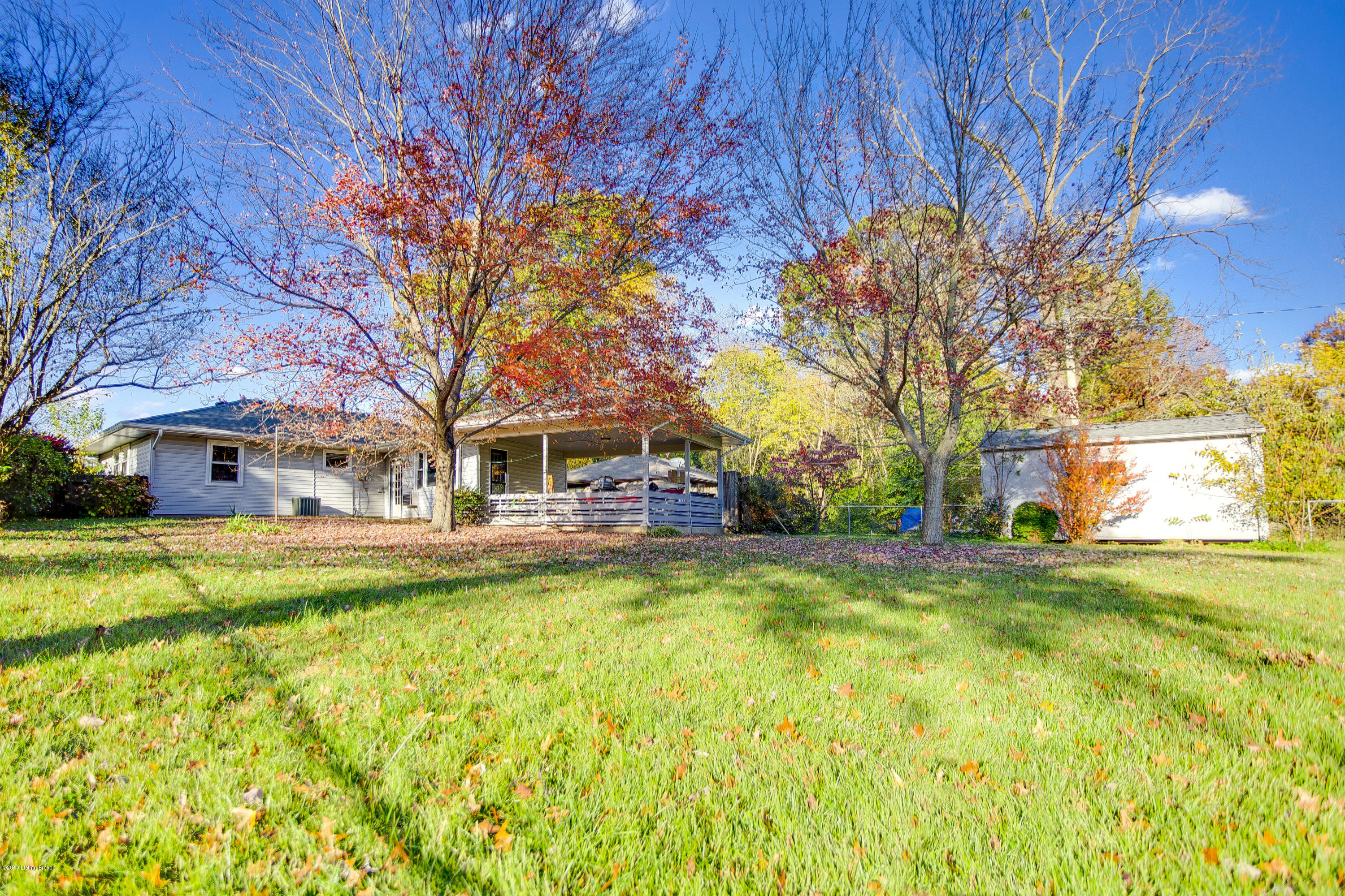 9202 Hunter Road Louisville, KY 40242 - Photo 24 of 26 Back Yard