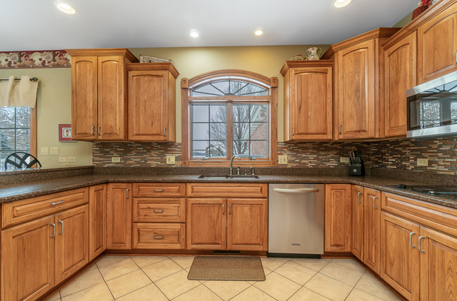 24131 Volbrecht Road Crete, IL 60417 - Photo 14 of 42