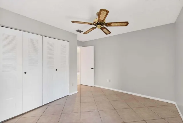$2,300 | 400 Club Circle, Unit 201, Boca Raton, FL 33487