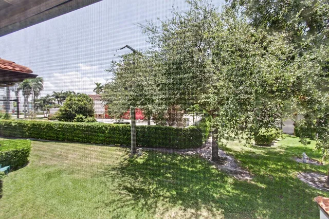 $2,300 | 400 Club Circle, Unit 201, Boca Raton, FL 33487