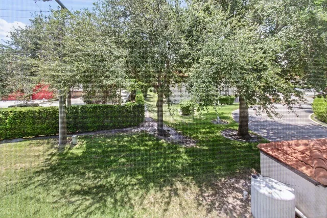 $2,300 | 400 Club Circle, Unit 201, Boca Raton, FL 33487