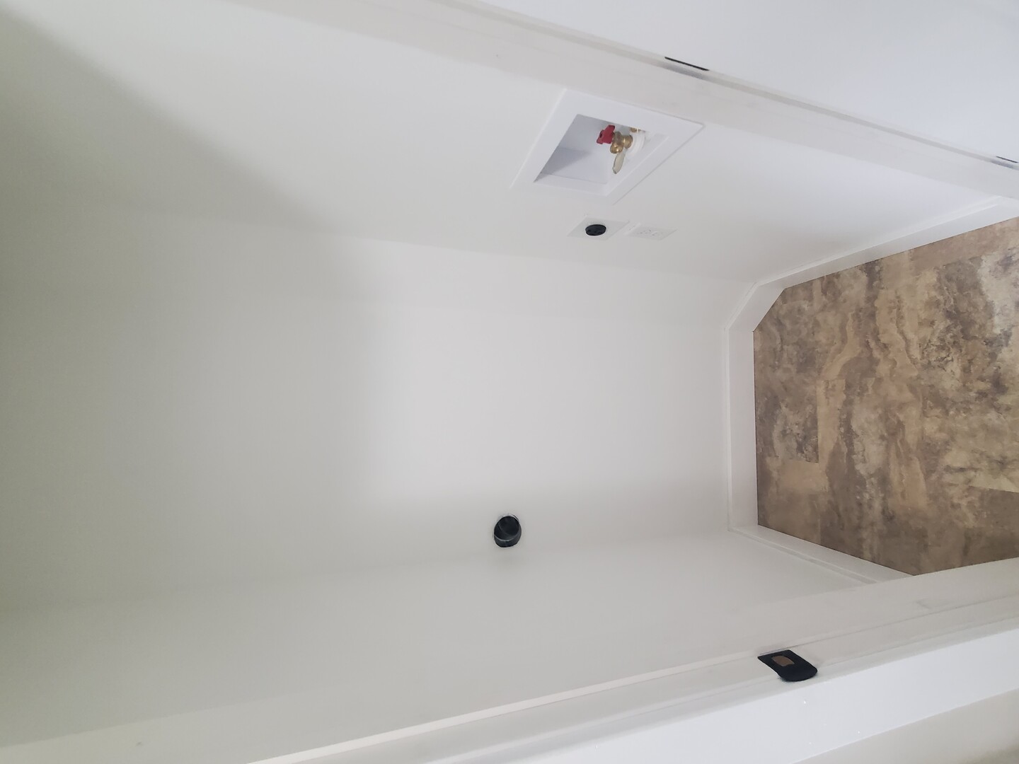 712 3rd Street Moline, IL 61265 - Photo 26 of 29 a bathroom with a bathtub