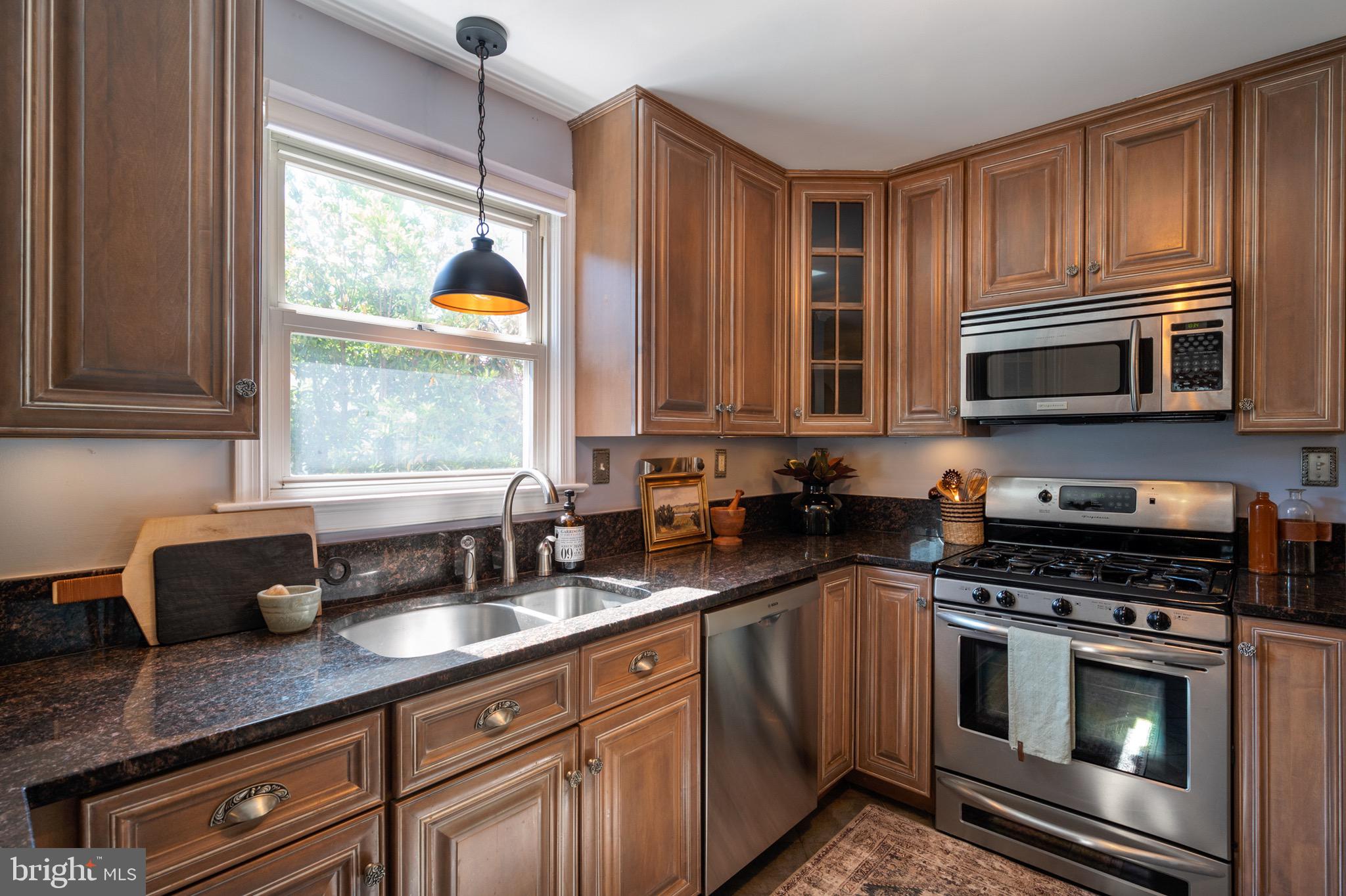 18 West Braddock Road Alexandria, VA 22301 - Photo 15 of 49