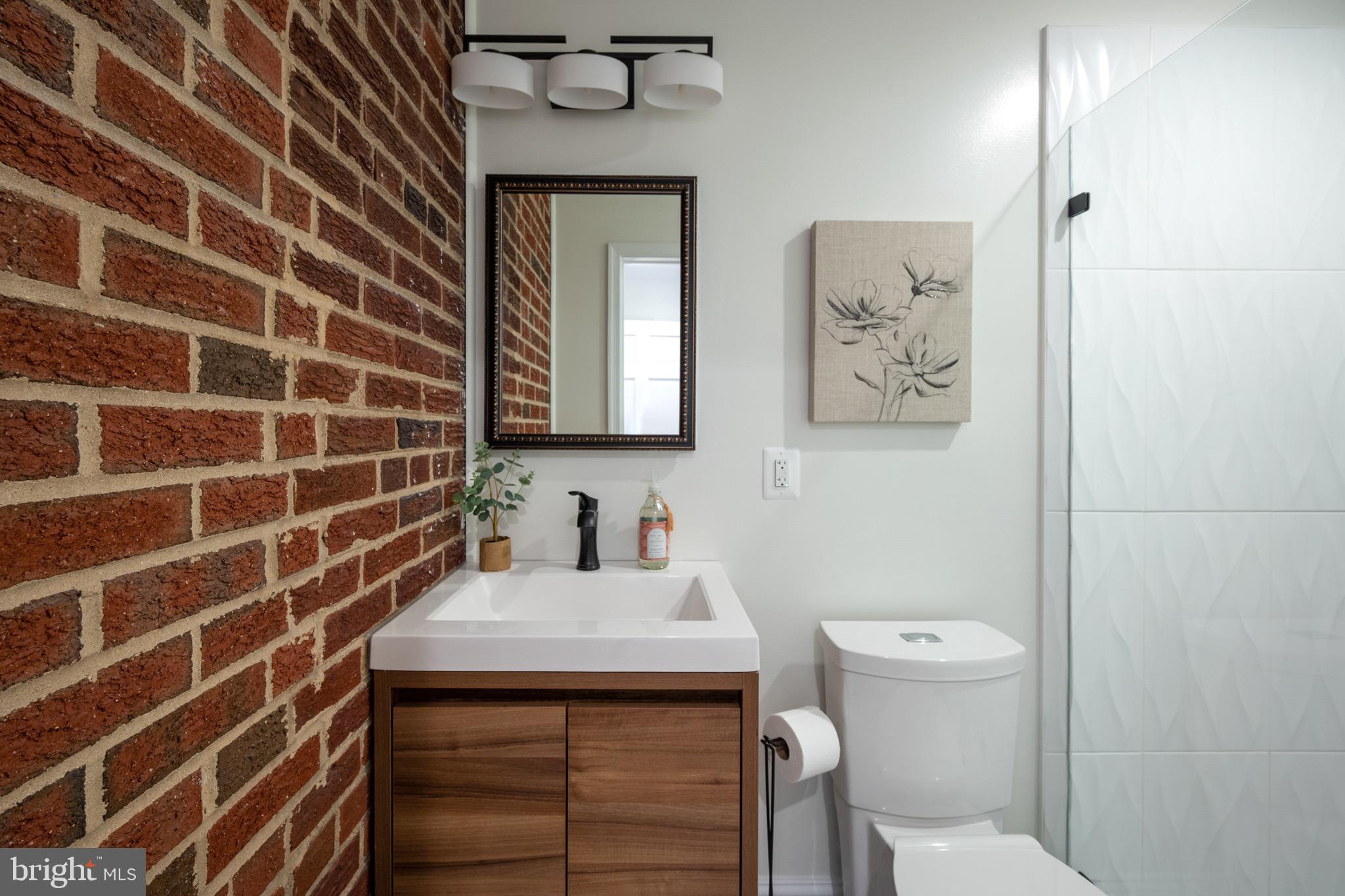 18 West Braddock Road Alexandria, VA 22301 - Photo 26 of 49 Guest Bathroom with walk-in shower