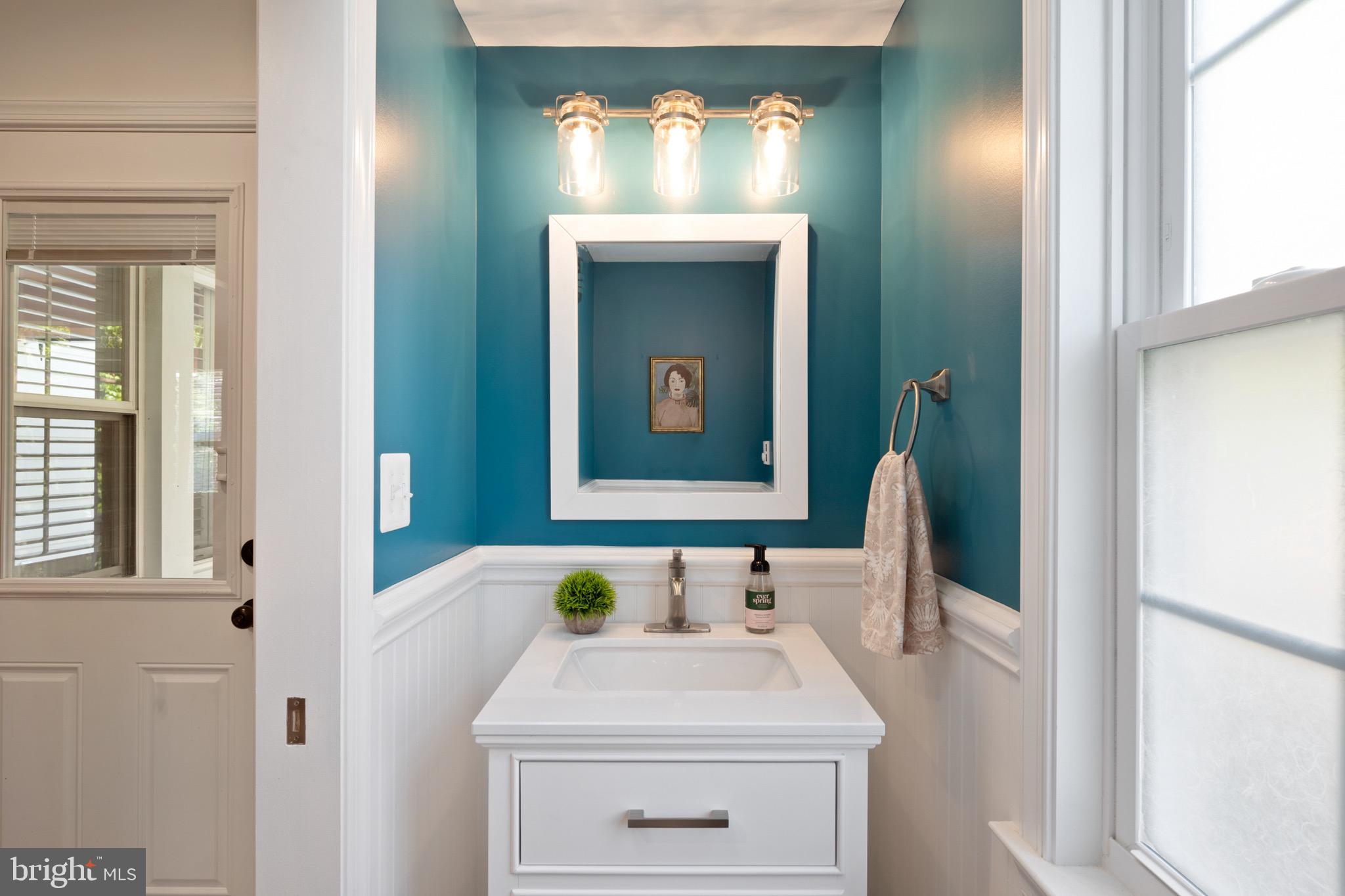 18 West Braddock Road Alexandria, VA 22301 - Photo 30 of 49 Half bath
