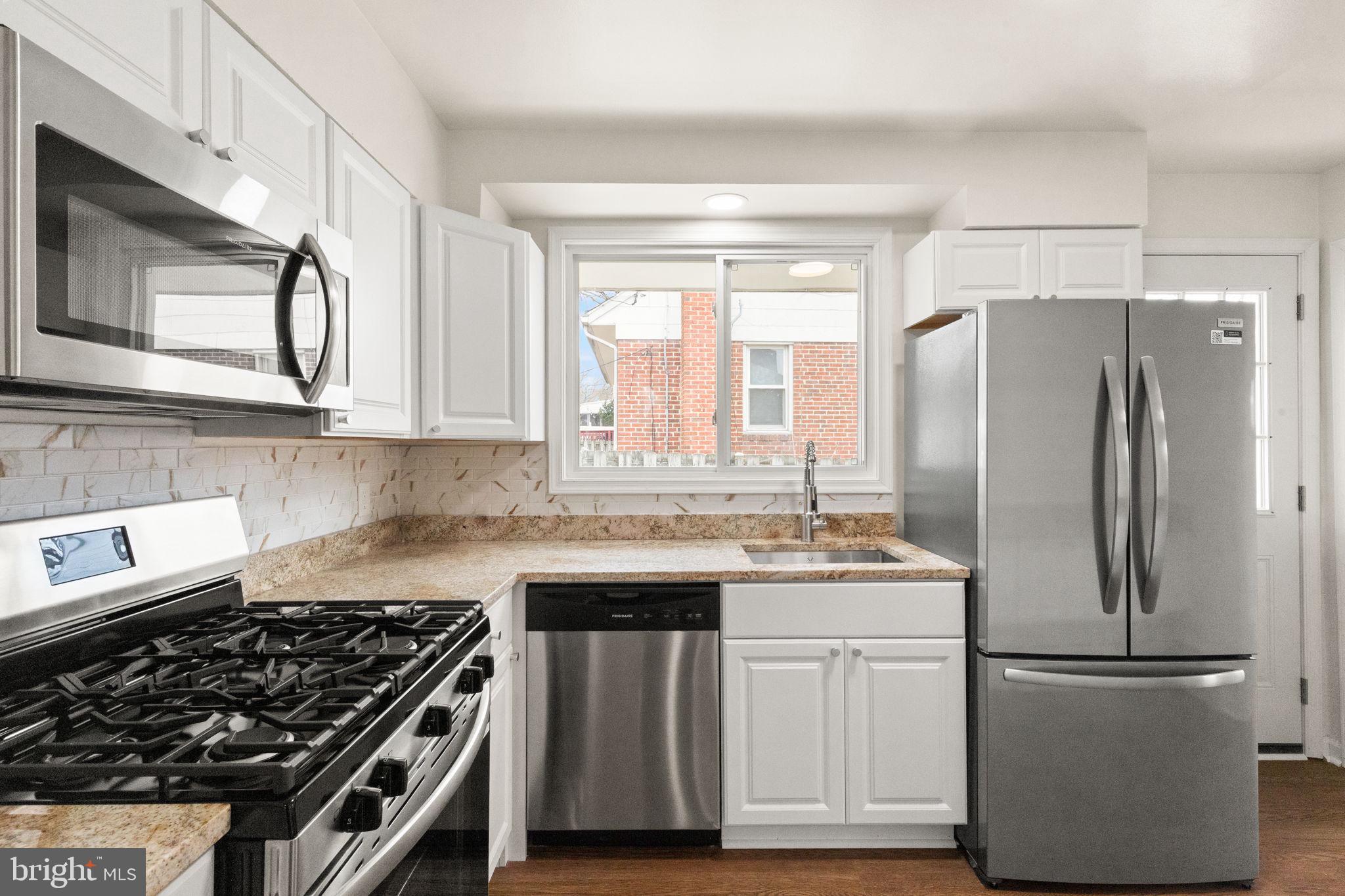 3214 Woodring Avenue Baltimore, MD 21234 - Photo 11 of 30 New Stainless Steel Appliances
