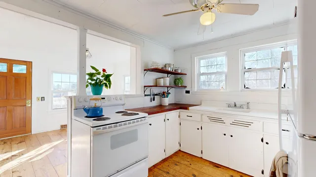 $295,000 | 169 Old Lewiston Road, Monmouth, ME 04265