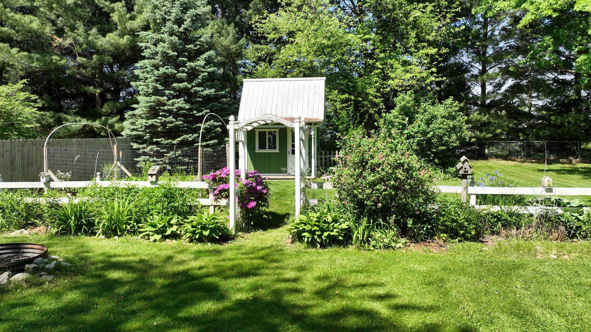 6121 Duffield Road Flushing, MI 48433 - Photo 62 of 69 50143282-c93992ce-7272-4b35-99d3-e234d6fdebc7.JPG