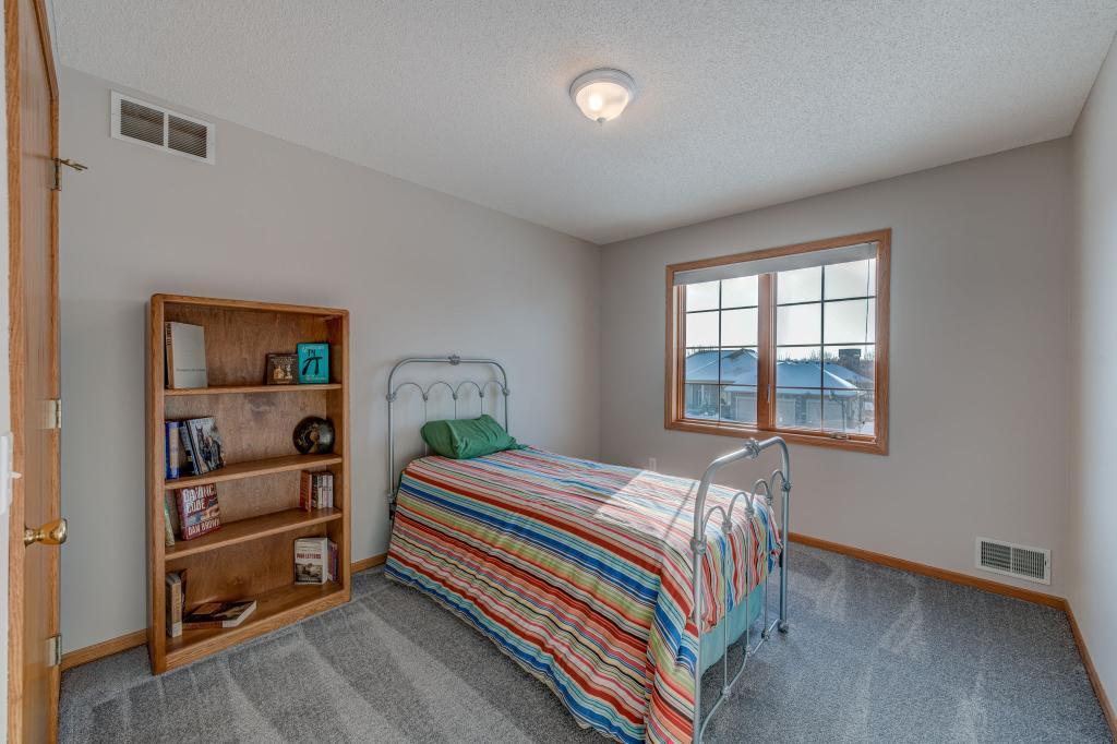 10792 Alberton Way Inver Grove Heights, MN 55077 - Photo 19 of 25 Gallery Image 19
