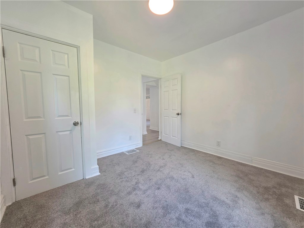 27 Potomac Street Rochester, NY 14611 - Photo 20 of 34 1st Floor Bedroom